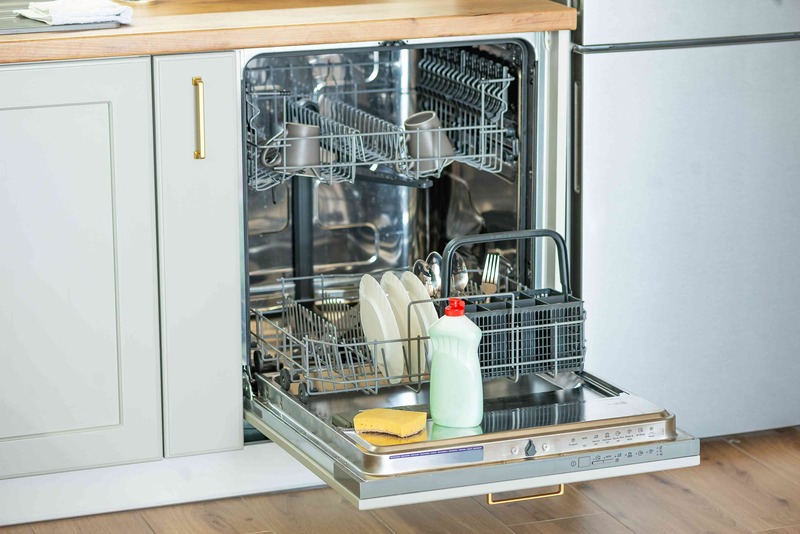 Các dấu hiệu cho thấy máy rửa bát cần được vệ sinh